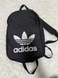 adidas 黒 リュック・バックパック