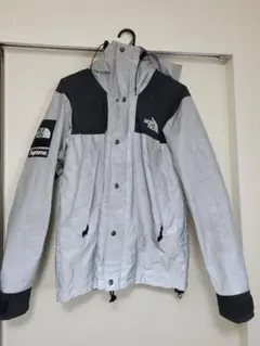 THE NORTH FACE×supreme マウンテンパーカー