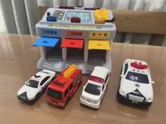 【ゴジラ様専用】トイコー緊急車両ステーション& ミニサウンド パトカーセット