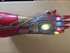 アベンジャーズ/サノス インフィニティ・ガントレット 発光ギミック