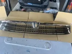 ヴォクシー AZR60 60系 前期 純正グリル リアガーニッシュ ドアハンドル ヴォクシー AZR60 60系 前期 純正グリル リアガーニッシュ ドア
