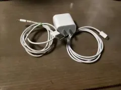 アップル純正　USB-C 電源アダプター　Lightningケーブル2ケ
