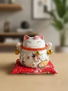招き猫 貯金箱 陶器製 座布団付き 新品美品