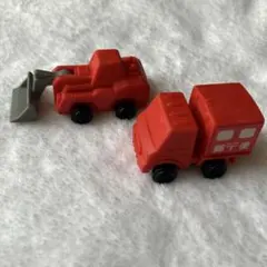 紅色鏟車卡車和郵政車迷你橡皮擦