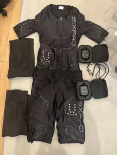 シックスパッド上下正規品　上S下M