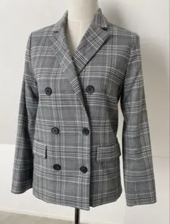 新品　チェック柄　ダブルジャケット　グレー　オフィスカジュアル　通勤コーデ