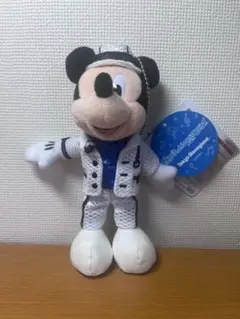 クラブマウスビート ミッキー ぬいぐるみバッジ 白ジャケット 新品未使用タグ付き