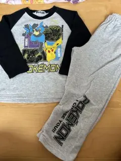 ポケモン　フリースパジャマ　120のサムネイル
