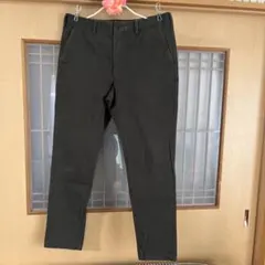 ユニクロ　メンズカーキスリムフィット ストレッチチノパンL