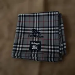 メンズ　Burberrysハンカチ〜グレーのチェック〜のサムネイル