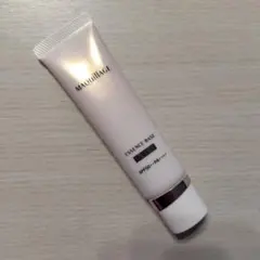 マキアージュ エッセンスベース EX ピュアアイボリー 30g　箱あり