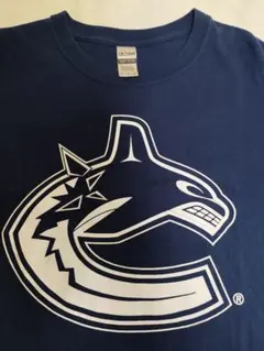 【NHL×バドワイザー】バンクーバーカナックス ビッグロゴT　L 　ネイビー