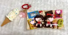 お菓子ミニチュアセットとアイスクリームキーホルダー　ガチャ詰めポーチ