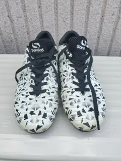 サッカーシューズ 23センチSondico