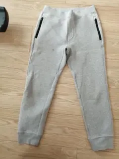 UNIQLO グレー スリムフィットパンツ 130