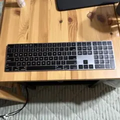 Magic Keyboard(テンキー付き)- 英語(US)