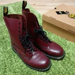 ドクターマーチン　ブーツ　10ホール　チェリーレッド