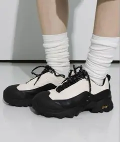 FOLLOWIN UNISEX ヒップムード アグリー 厚底運動スニーカー 36