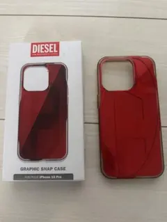 DIESEL グラフィックスナップケース iPhone 15 Pro