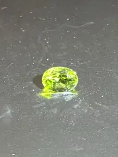 ミャンマー産未処理ペリドット0.924ct6.7×4.7mm