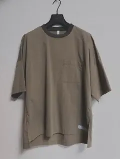 【新品未使用】アタッチメント タイプライター クロスオーバーストレッチ Tシャツのサムネイル