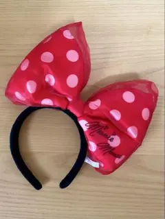 ディズニー　ミニーリボンカチューシャ