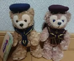 美顔 ダッフィー & シェリーメイ セーラーぬいぐるみバッチ 2個セット レア