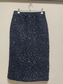 INDIVI 青黒ヒョウ柄タイトスカート