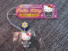 都立三田高　制服キティ　Hello Kitty　サンリオ　コラボ 都立三田高 制服キティ Hello Kitty サンリオ コラボ - メルカリ