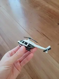 警察ヘリコプター ミニカー　ヘリコプター トミカ　クリスマスプレゼント　ポリス