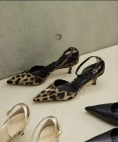 ウィムガゼット【Hoaw.】レオパードポインテッドパンプス