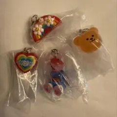 wiggle wiggle めじるしアクセサリー 4つセット　ガチャガチャ