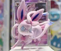 海外限定　正規品　ポケモンカード　ニンフィーア　カード　フィギュア