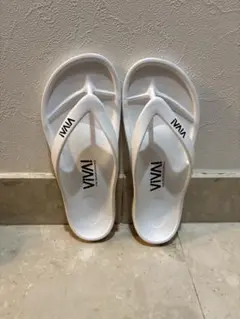 【美品】VIVA! ビーチサンダル EUR42/JPN27 ホワイト