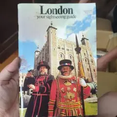 London your sightseeing guide 洋書