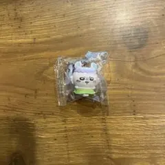 【未開封】 ちいかわ 映画人魚の島ひみつ 入場者特典 モモンガ めじるしチャーム