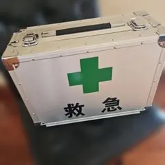 救急BOX 大阪万博使用品 キズあり - メルカリ