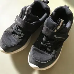 SHUNSOKU スニーカーマジックテープ付22センチ履き替えにいかがですか？