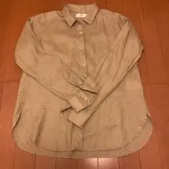 美品 ユニクロ シャツ