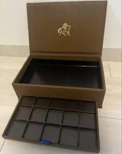 GODIVA ゴディバ　グランプラス　BOXのみ　空箱　入れ物　収納ケース