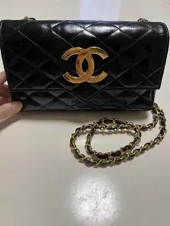 CHANELバック　デカココマーク