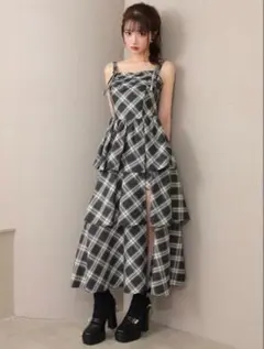 ワンピース M me eme Double strap slit onepiece M me eme エムエメ ダブルストラップスリットワンピース - メルカリ