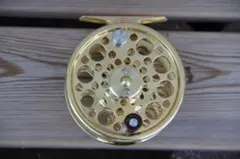 レッジントン　Redington　AL 3/4　金　3～4番用　ケース付き良品 レッジントン Redington AL 3/4 金 3～4番用 ケース付き良品