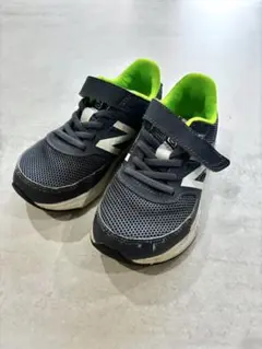 New Balance キッズスニーカー グレー/グリーン