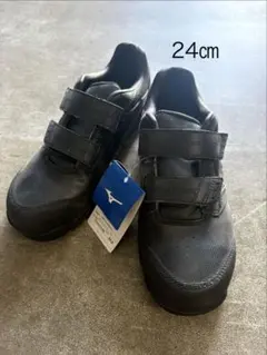 新品 ミズノ 安全靴 26.5 3E ワークマン購入 オールマイティ黒 新品 ミズノ 安全靴 26.5 3E ワークマン購入 オールマイティ黒 - メルカリ