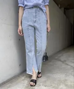 Thevon ハイウエスト フロントスリット デニムパンツのサムネイル