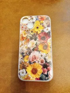 iPhone15 ケース　花柄　華やか