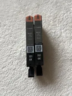 Item thumbnail for item 57469472-5794-412d-851d-dc0e84433b71