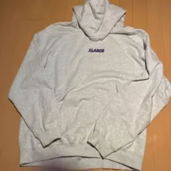 XLARGE グレー パーカー