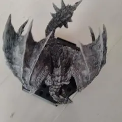 モンスターハンター　CAPCOMフィギュア　リオレウス